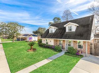 2413 Corinne Dr, Chalmette, LA 70043