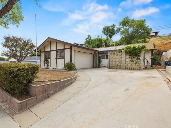 27231 Cabrera Ave, Santa Clarita, CA 91350