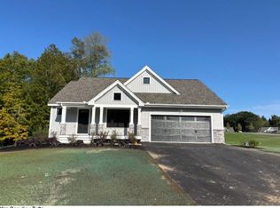 7 Edgewater Cir UNIT 16, Brentwood, NH 03833