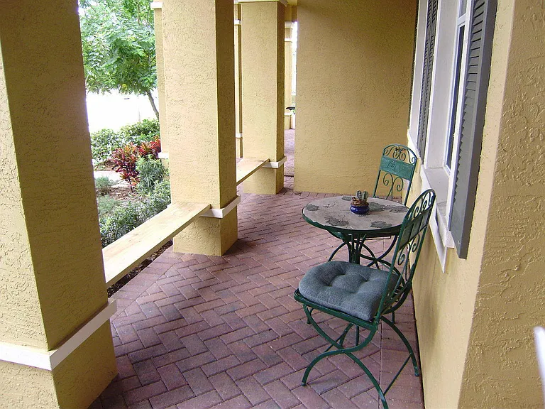 335 E Thatch Palm Cir #105 — Photo 11