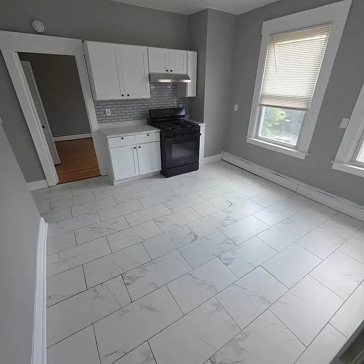 210-212 Wolcott St #3-A