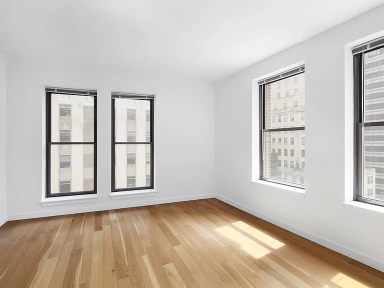 37 Wall St #10B — Photo 6