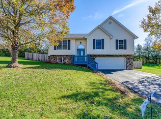 3313 Delmar Ln, Roanoke, VA 24014