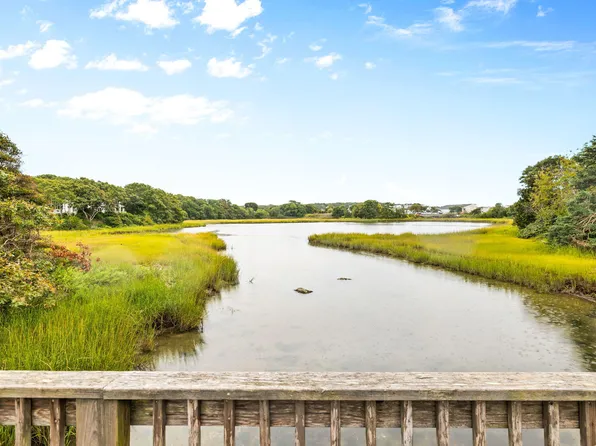 23 Santuit Road, North Falmouth, MA 02556
