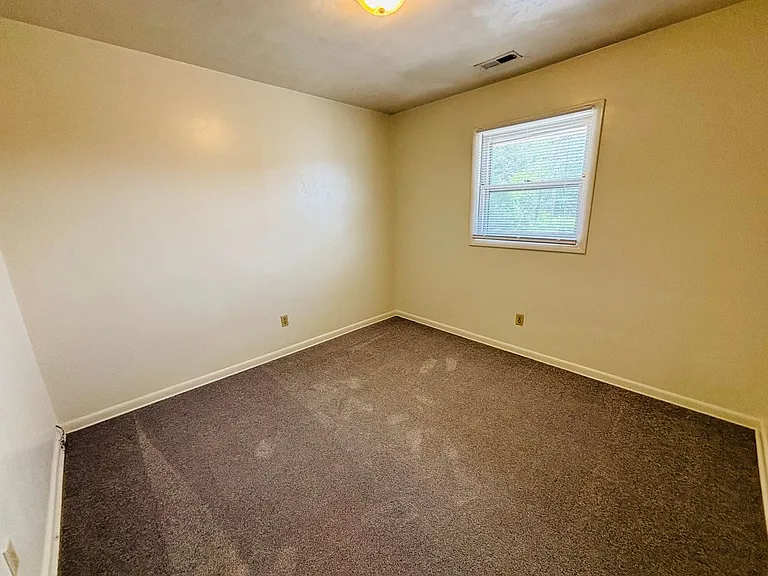 1407 Toms Creek Rd #4 — Photo 14