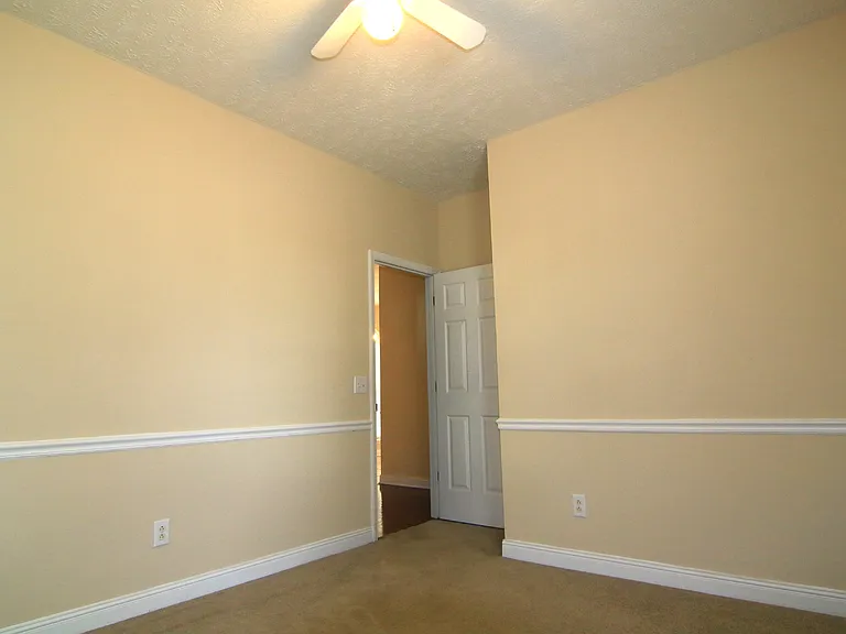 2123 Moonlite Ct — Photo 40