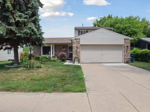 28034 Riverbridge Dr, Romulus, MI 48174