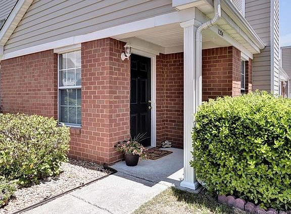3rd image of 1204 Westgate Cir #Na