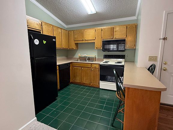 3rd image of 6634 G Willow Pointe Dr #G