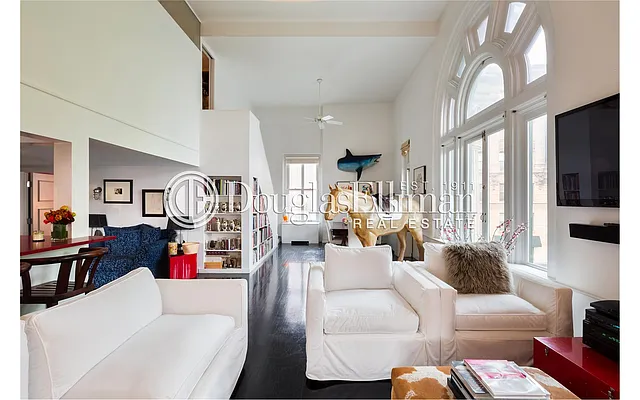 Rented by Douglas Elliman | media 32
