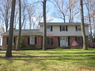 5711 Shady Ln, Bath, PA 18014