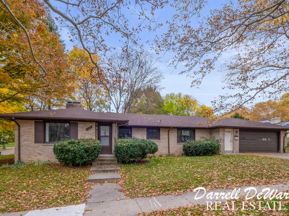 1745 Orville St SE, Grand Rapids, MI 49506