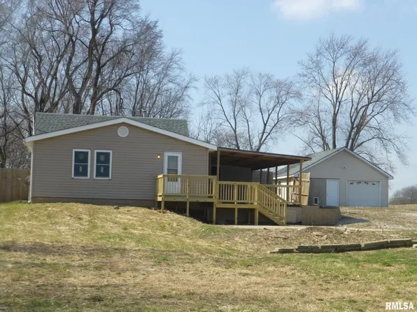 15745 Tice Rd, Petersburg, IL 62675