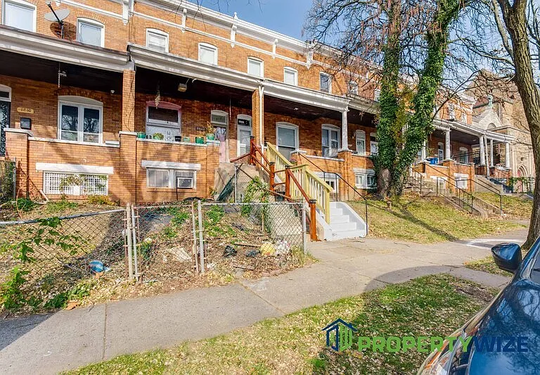 1814 E 30th St — Photo 20