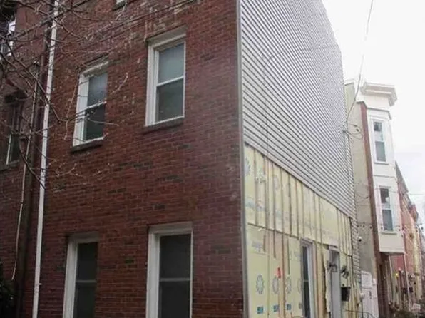 530 Montrose St, Philadelphia, PA 19147