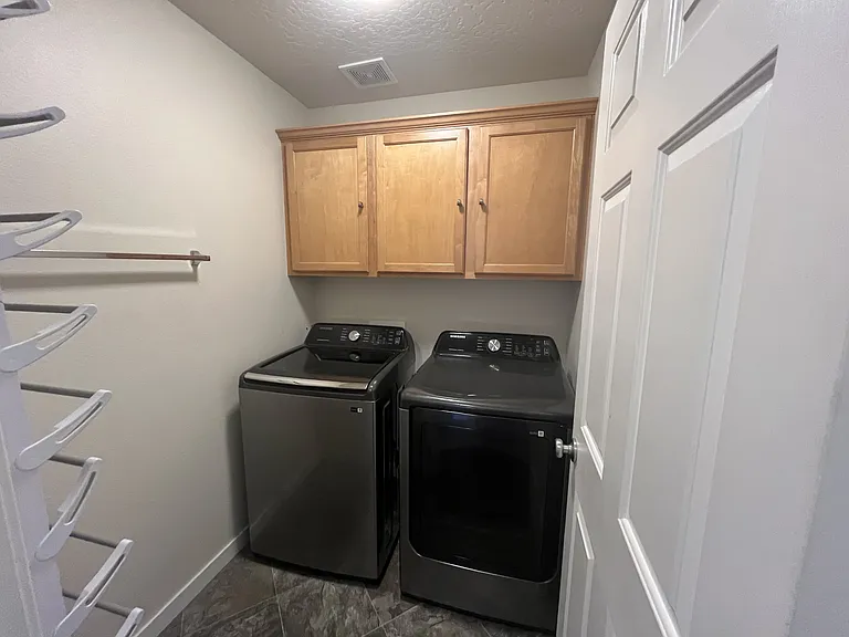 1820 W Camelot Dr — Photo 20