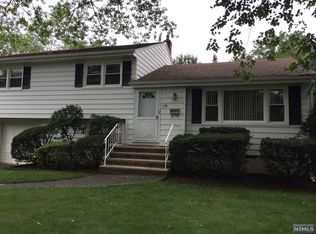 10 Fieldmere Ave, Glen Rock, NJ 07452