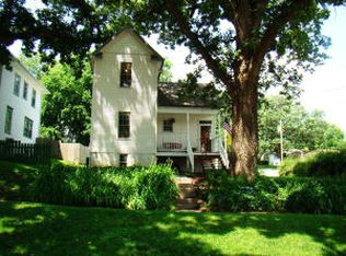 312 N Myrtle St, Glenwood, IA 51534