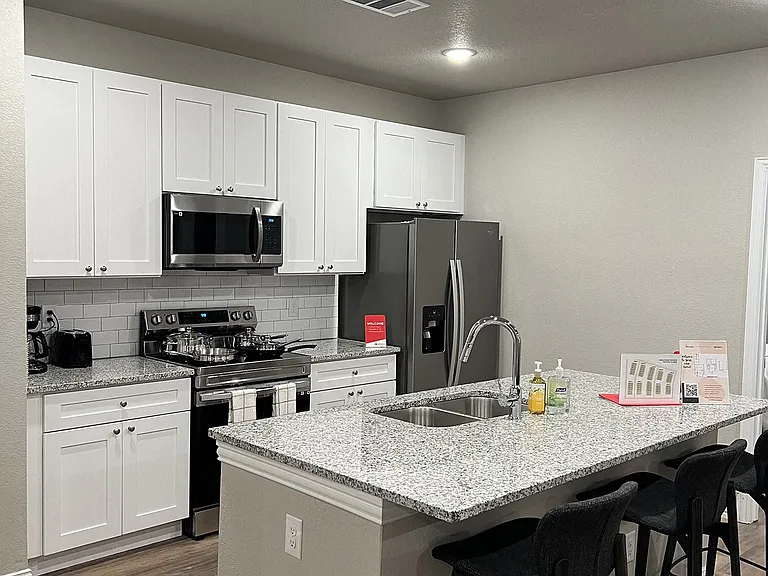 Willow Crossing Townhomes — Photo 38