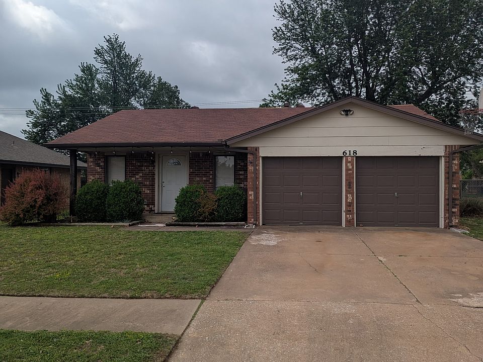 1st image of 618 W Linden Dr
