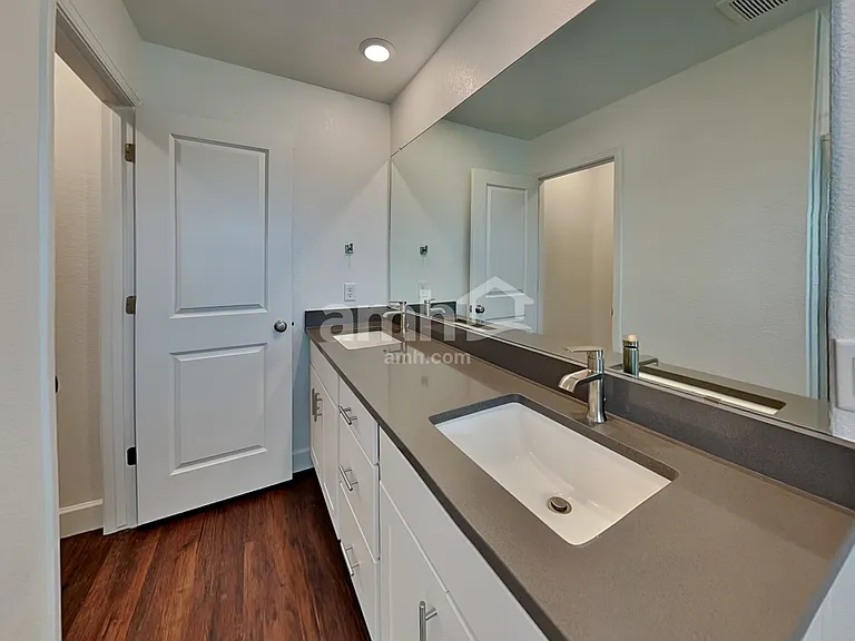 8264 Joyce Cir — Photo 10