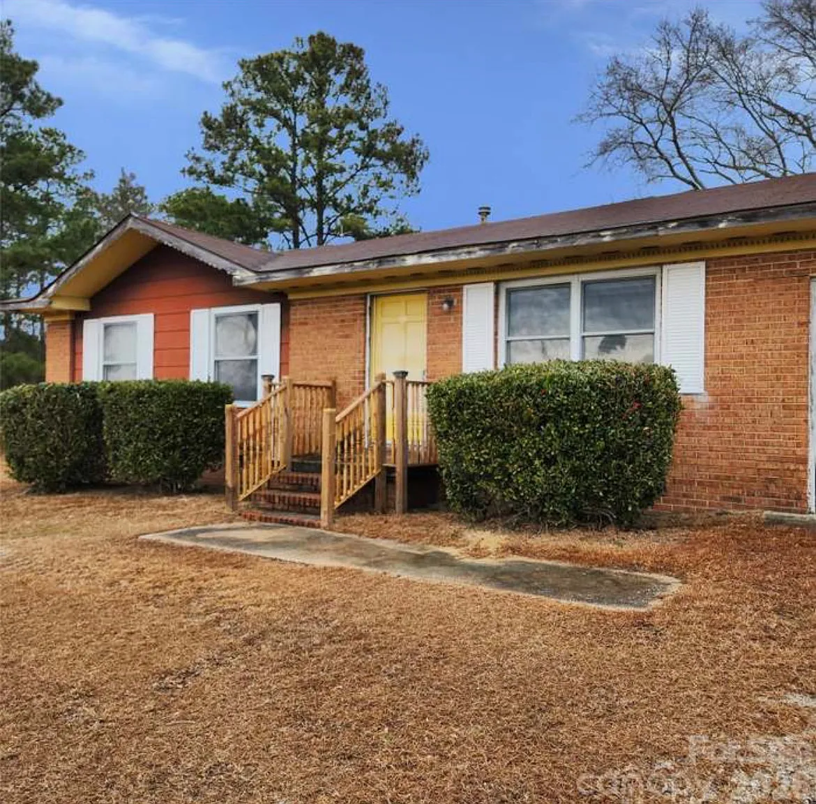 3 bed, 1000 sqft, $1,634 — Photo 2