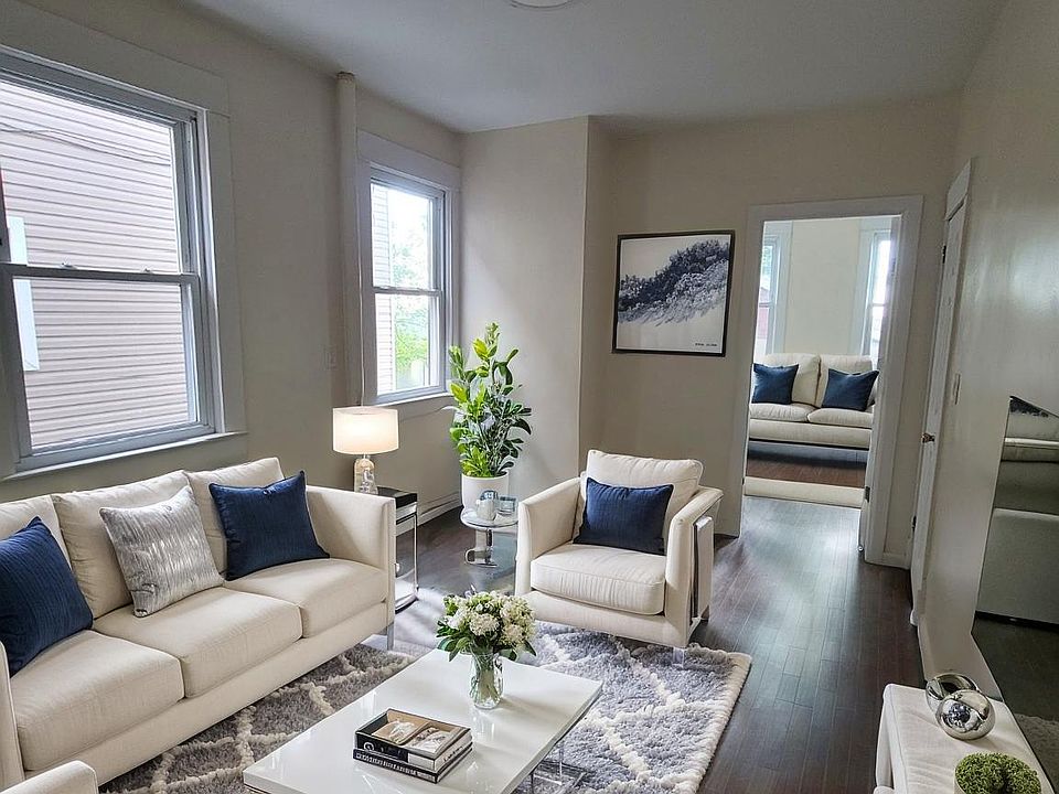 1st image of 171 Van Buren St Floor 1