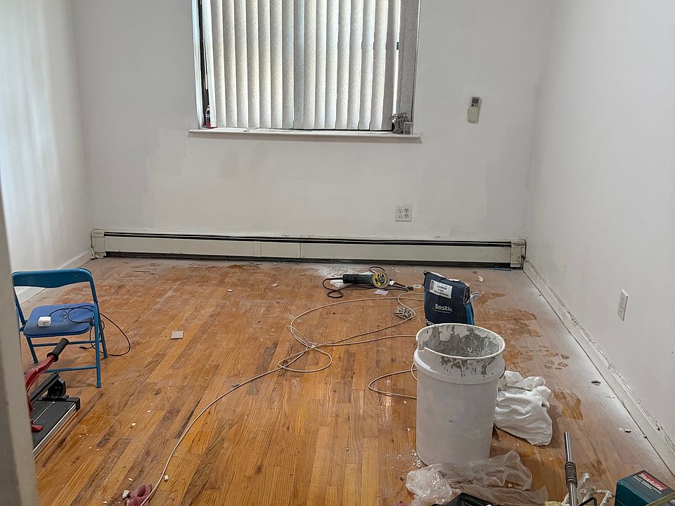 1st image of 16305 65th Ave #2F