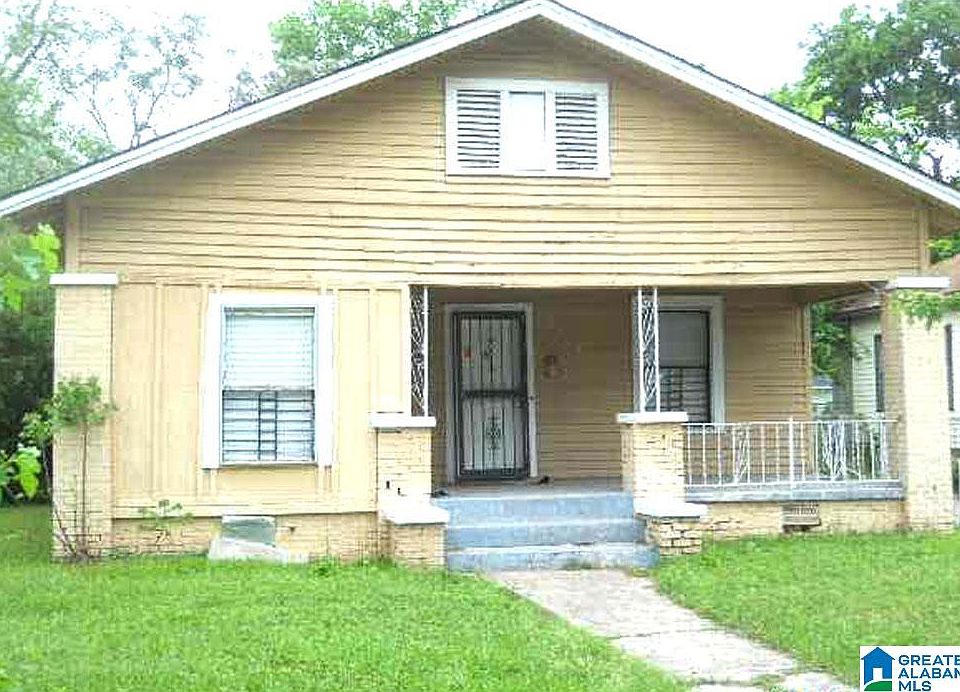 1st image of 2718 Avenue I