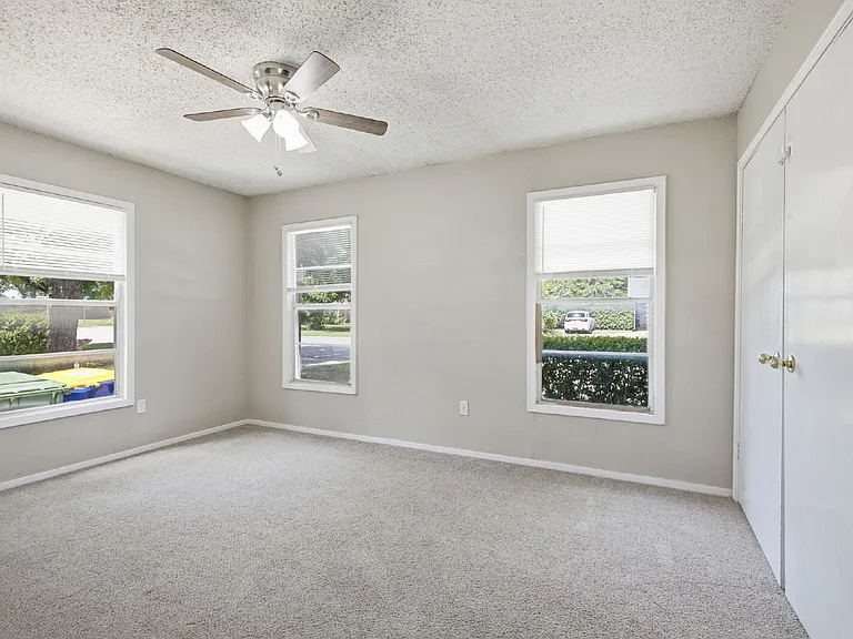 308 N Roe St #B — Photo 13
