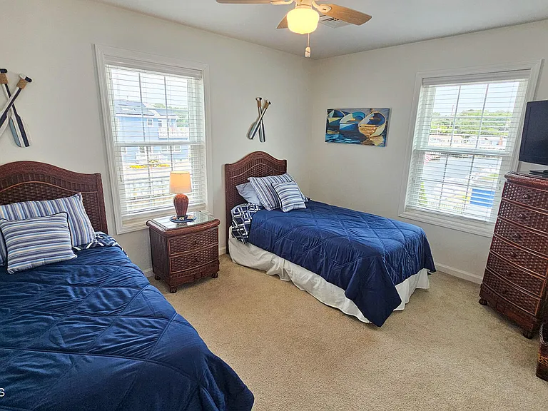 24 Dorothy Dr — Photo 22