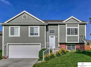 6530 N 149th St, Omaha, NE 68116