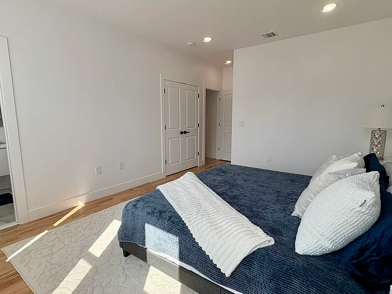 365 Devon St #2 — Photo 15