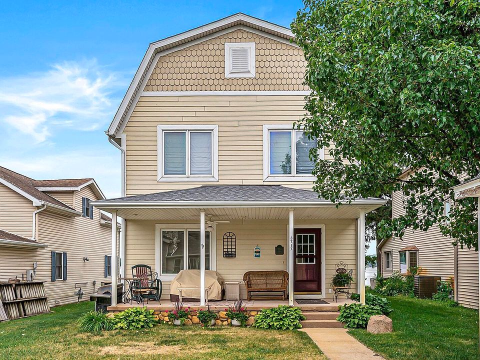 1st image of 3717 Lake Shore Dr