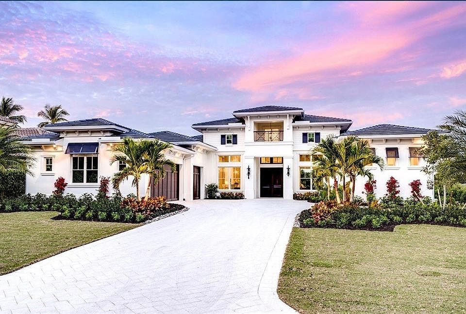1st image of 808 Summerlin Dr