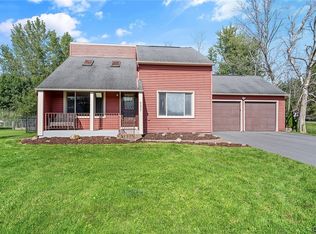 6257 Henryk Woods Rd, Cicero, NY 13039