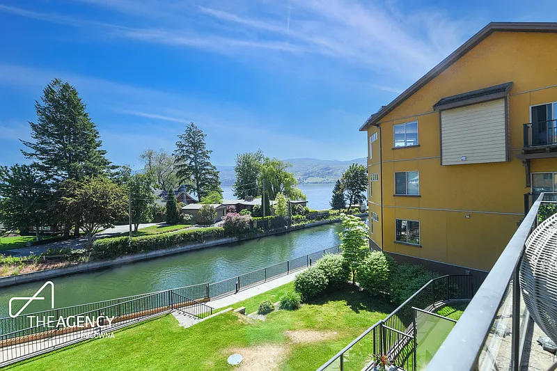 2 bed, 1.0 bath, $1,950 — Photo 2