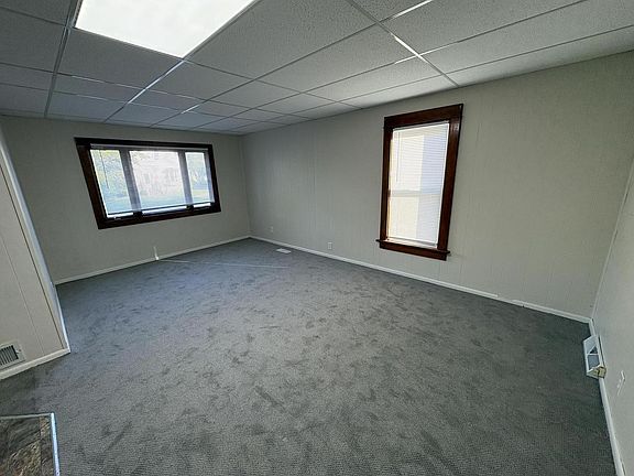 4th image of 810 S VINE AVENUE