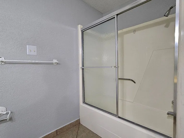 230 Mighty Oak Ln — Photo 25