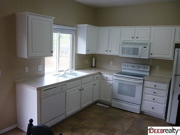 5th image of 4318 S 179th St