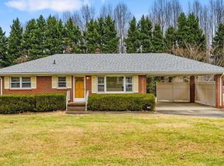 3541 Cherry Ln, Greensboro, NC 27405