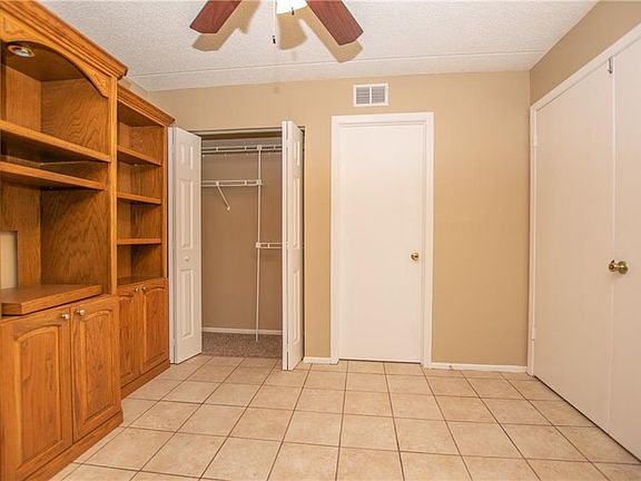 5th image of 4404 Pinebark Ave #50-3