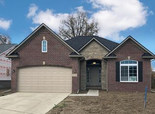 31612 Beaver Cir, New Boston, MI