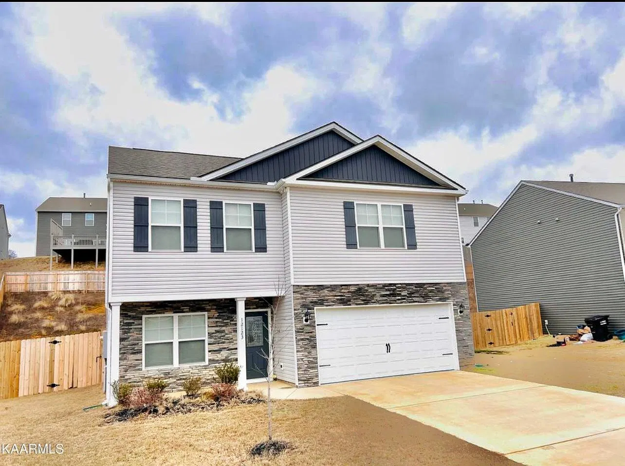 12123 Evergreen Terrace Ln — Photo 2