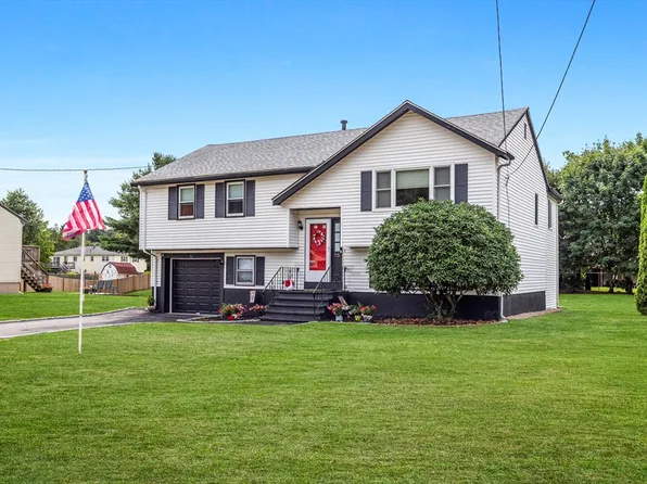 15 Maple Rd, Randolph, MA 02368