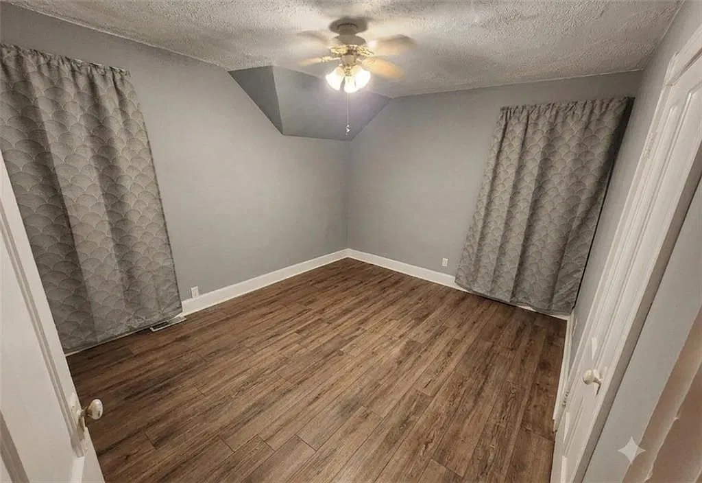 2 bed, 1.0 bath, 1000 sqft, $1,750 — Photo 3