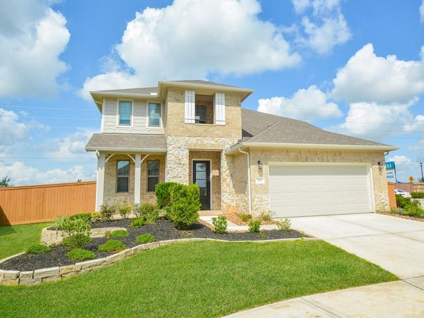 108 Summer Pool Ct