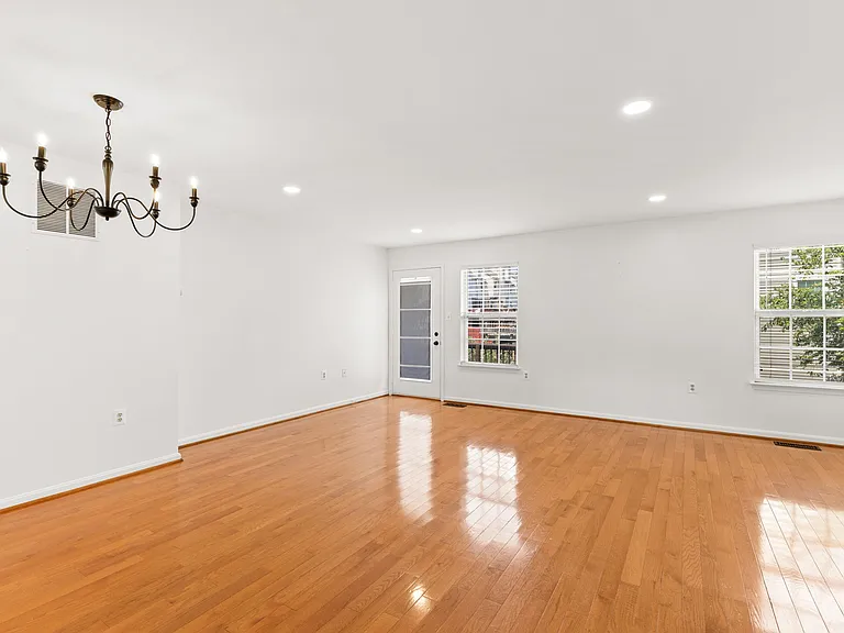219 Frazer Dr — Photo 21