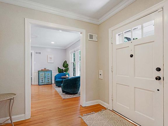 4th image of 57 Chafford Woods St