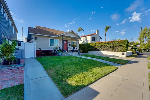 208 J Ave #A Photo 1